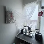 Central Studio Apartment بوري