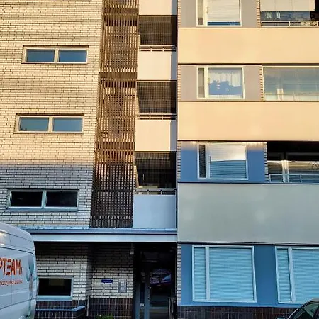 Central Studio Apartment דירה