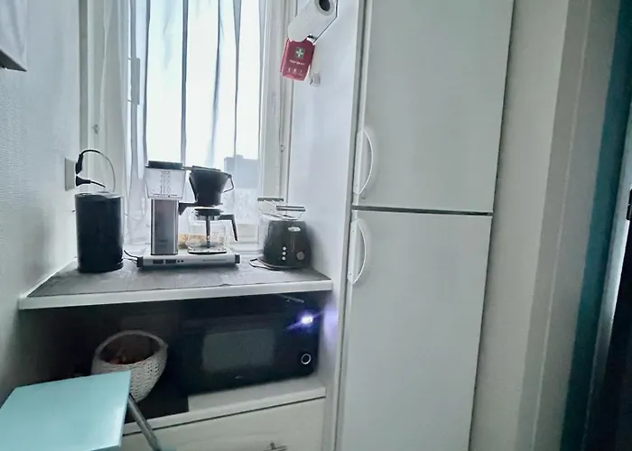 Central Studio Apartment Apartment *